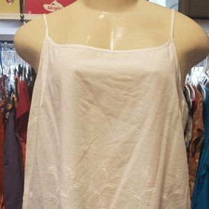 Vince Camuto Embroidered Laced White Tank Top